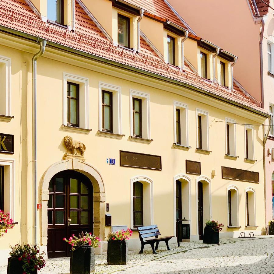 Apartament Pietrowy W Centrum Klodzka Z Darmowym Parkingiem Kłodzko Exterior foto