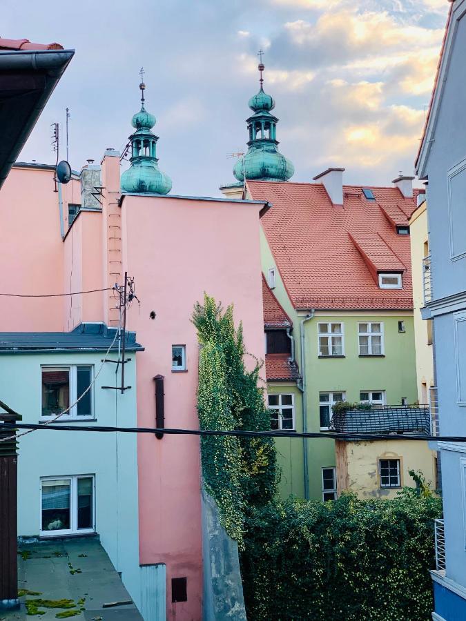 Apartament Pietrowy W Centrum Klodzka Z Darmowym Parkingiem Kłodzko Exterior foto